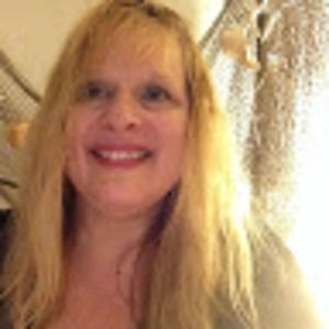 Meet your Posher, Yvonne
